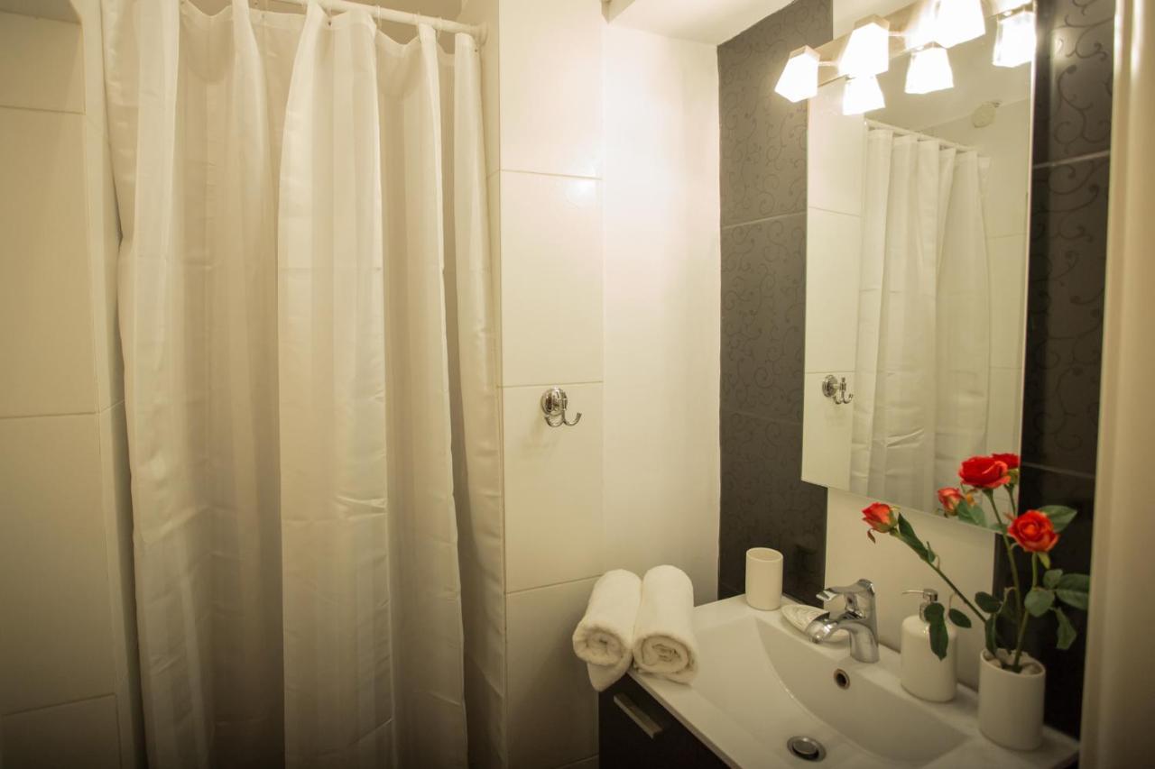 Apollonio Upper View Suites Corinth Exterior photo